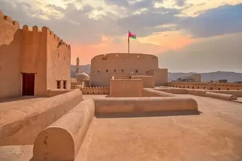 Nizwa, Bahla & Jabreen Tour – Full Day Journey into Oman’s Heritage