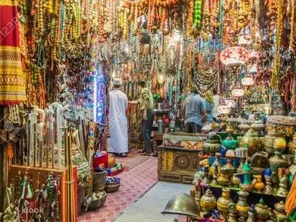 Oman Highlights – 4 Days Cultural & Nature Adventure